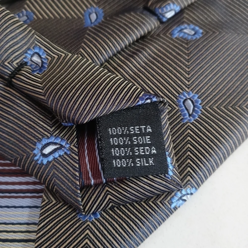 Alexander Julian 100% Silk Classic Handmade Men's Necktie 58